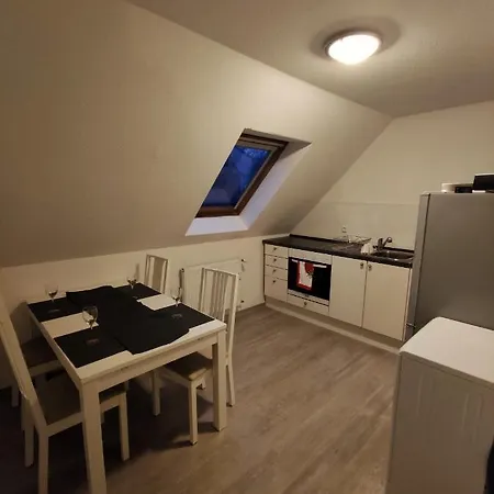 Dachgeschosswohnung Mit Klimaanlage In Bester Lage Menden Exterior foto